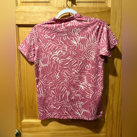 Nike Golf Youth Girls L Dri FIT
Short Sleeve V Neck Fuchsia Pink
Printed - Picture 2 of 8